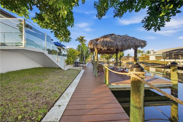 4907 Santa Monica CT, Cape Coral, FL 33904