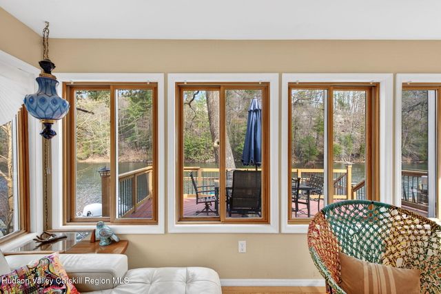 205 Esopus Creek Road, Saugerties, NY 12477