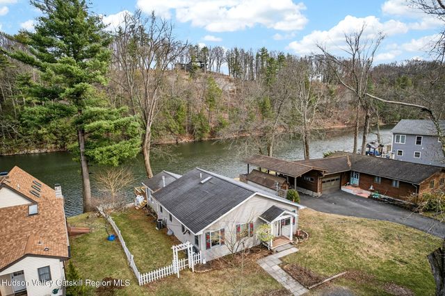 205 Esopus Creek Road, Saugerties, NY 12477