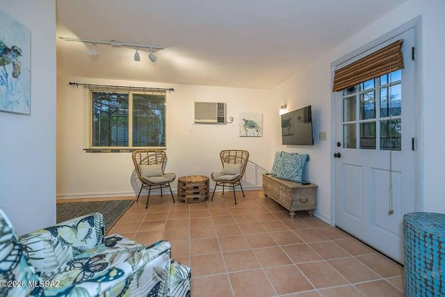 1931 W Imuris Place, Tucson, AZ 85704