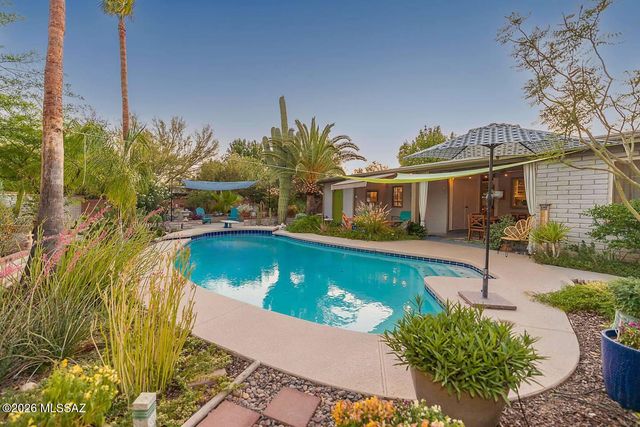 1931 W Imuris Place, Tucson, AZ 85704