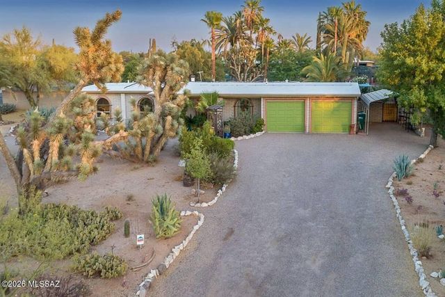 1931 W Imuris Place, Tucson, AZ 85704