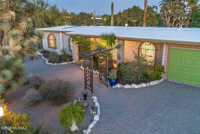 1931 W Imuris Place, Tucson, AZ 85704
