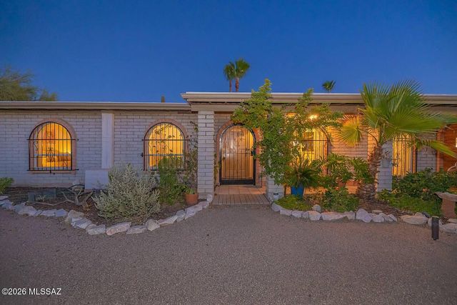 1931 W Imuris Place, Tucson, AZ 85704