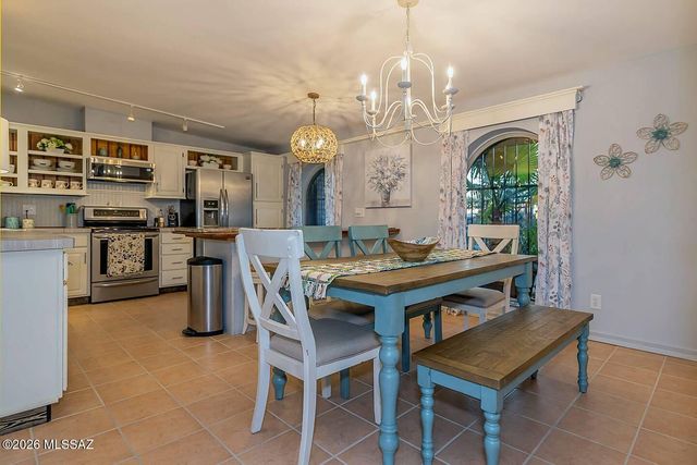 1931 W Imuris Place, Tucson, AZ 85704
