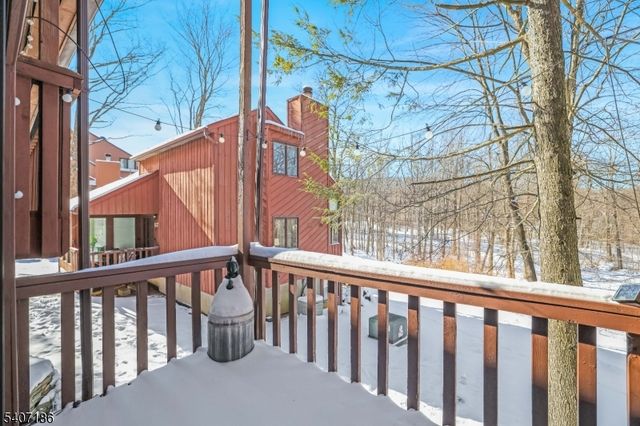 13 Village Way 4E, Vernon Twp., NJ 07462