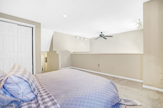 13 Village Way 4E, Vernon Twp., NJ 07462