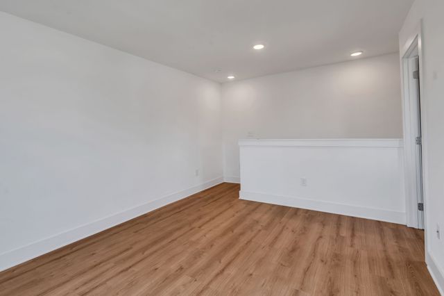 102 Duke St Apt 17, Nashville, TN 37207