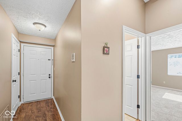 12559 Timber Creek Drive 5, Carmel, IN 46032
