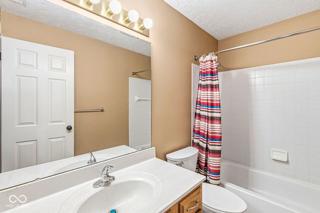 12559 Timber Creek Drive 5, Carmel, IN 46032