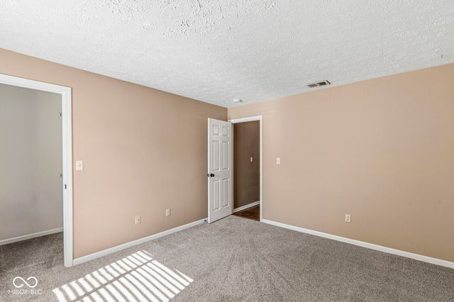 12559 Timber Creek Drive 5, Carmel, IN 46032