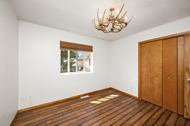 3045 Dundee Lane, Mound, MN 55364