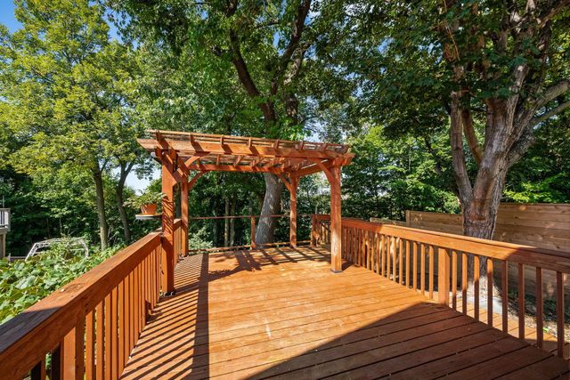 3045 Dundee Lane, Mound, MN 55364