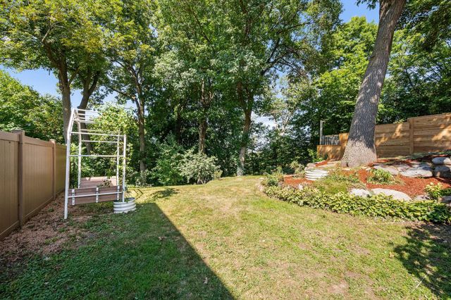 3045 Dundee Lane, Mound, MN 55364