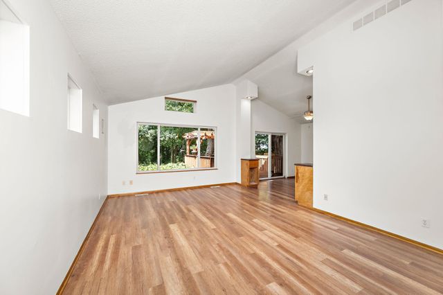 3045 Dundee Lane, Mound, MN 55364