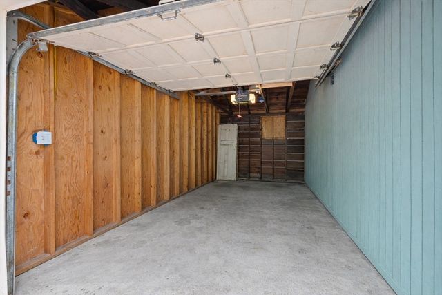 12 Darling St 2, Marblehead, MA 01945