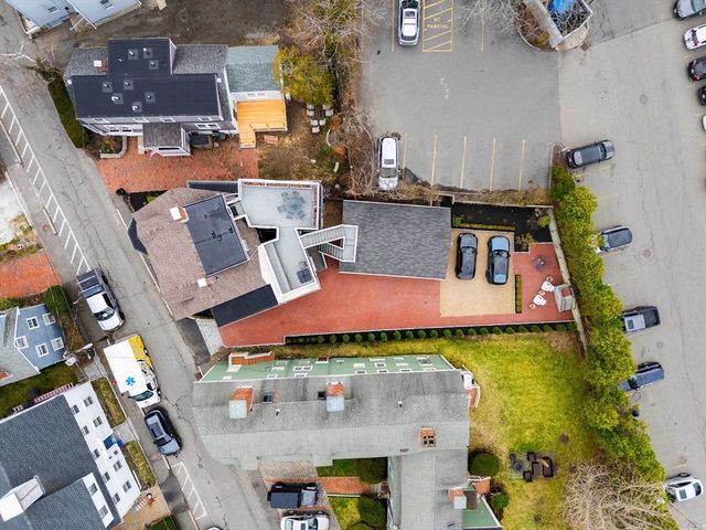 12 Darling St 2, Marblehead, MA 01945