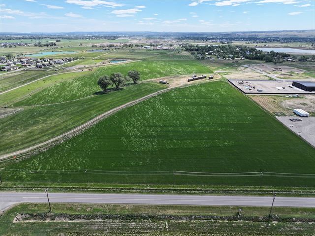 2803 72nd St W, Billings, MT 59106