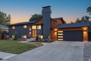 8641 S BUENA VISTA DR, Sandy, UT 84094