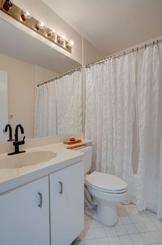 5915 Parkwalk Drive, Boynton Beach, FL 33472