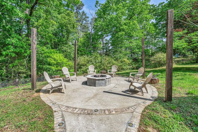 217 Old 99 Cir, Hohenwald, TN 38462