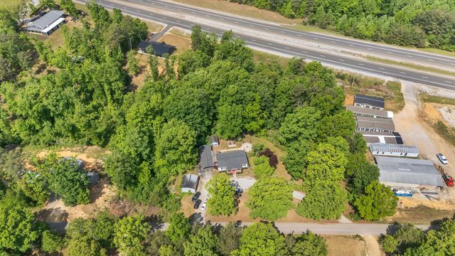 217 Old 99 Cir, Hohenwald, TN 38462