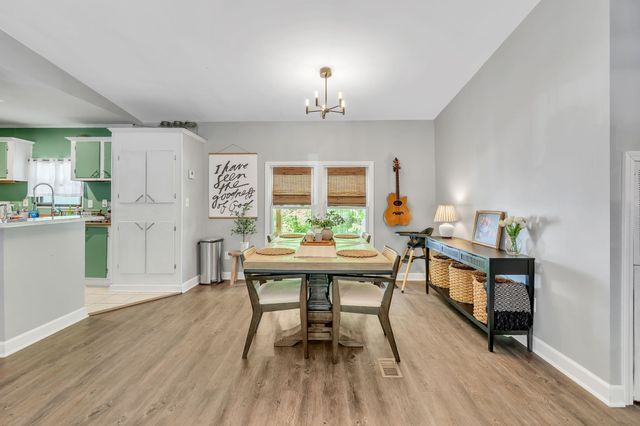 217 Old 99 Cir, Hohenwald, TN 38462