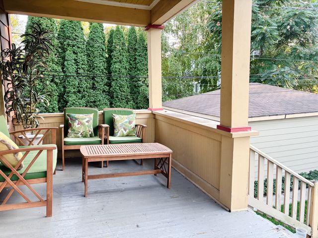 1421 Dewey Avenue CH, Evanston, IL 60201