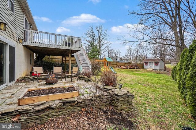 1908 GEORGE AVE, Carlisle, PA 17013