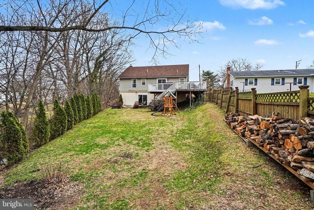 1908 GEORGE AVE, Carlisle, PA 17013