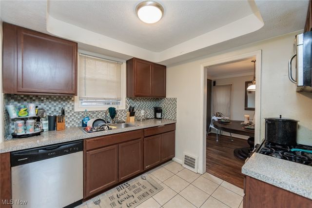 3742 E Antisdale Road, South Euclid, OH 44118