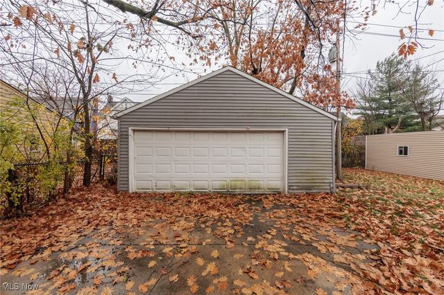 3742 E Antisdale Road, South Euclid, OH 44118