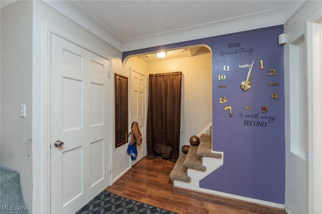 3742 E Antisdale Road, South Euclid, OH 44118