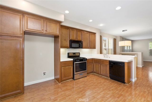 21 Tall Oak, Irvine, CA 92603