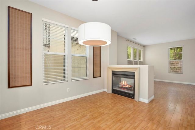 21 Tall Oak, Irvine, CA 92603