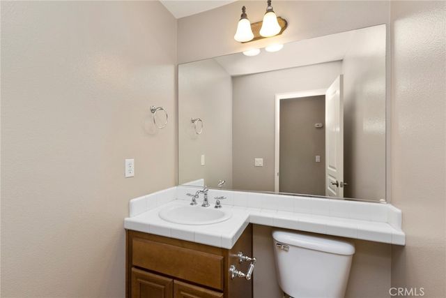 21 Tall Oak, Irvine, CA 92603