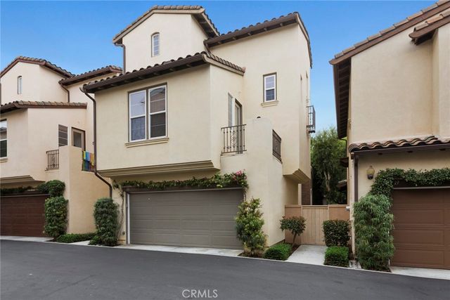 21 Tall Oak, Irvine, CA 92603