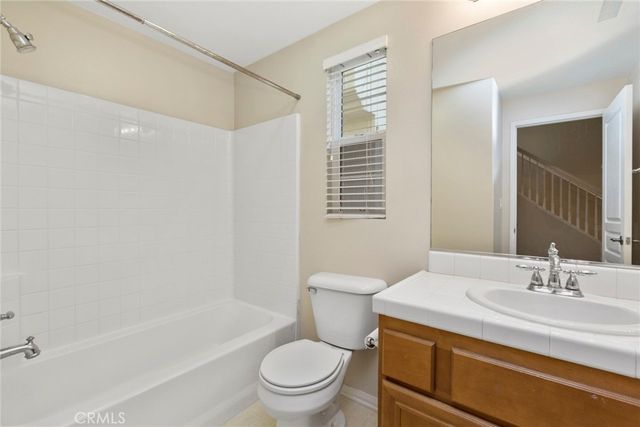 21 Tall Oak, Irvine, CA 92603