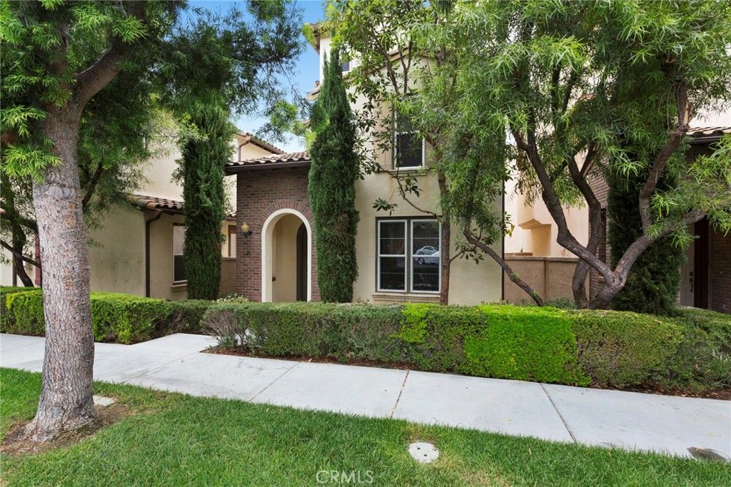 21 Tall Oak, Irvine, CA 92603