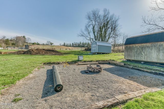 657 Pedro Shoun Lane, Mountain City, TN 37683