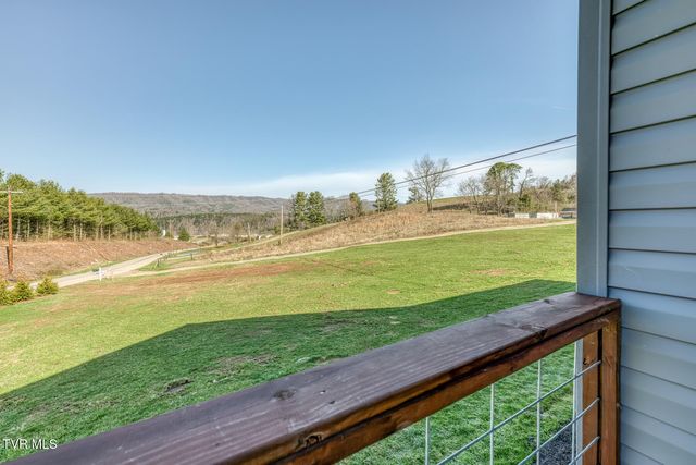 657 Pedro Shoun Lane, Mountain City, TN 37683