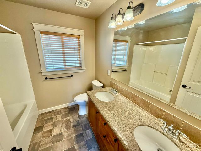 1241 W Ann Taylor St., Meridian, ID 83646