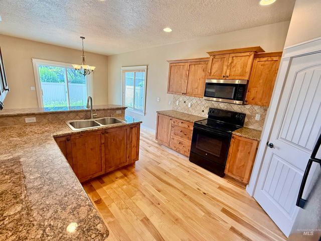 1241 W Ann Taylor St., Meridian, ID 83646