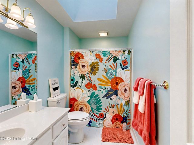 10743 Hobbs Station Rd, Louisville, KY 40223