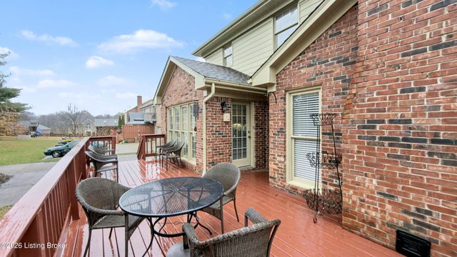 10743 Hobbs Station Rd, Louisville, KY 40223