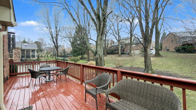 10743 Hobbs Station Rd, Louisville, KY 40223