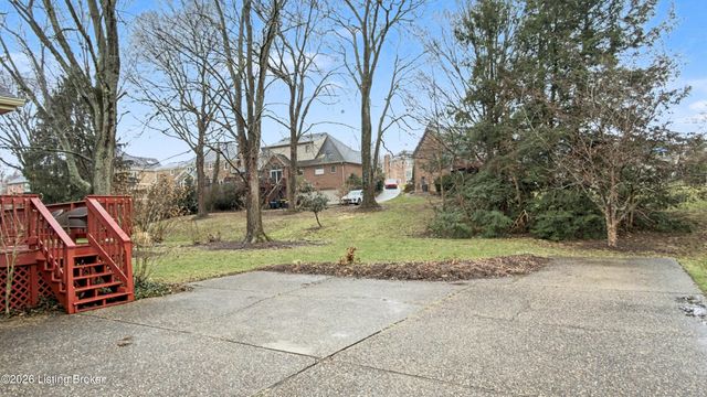 10743 Hobbs Station Rd, Louisville, KY 40223