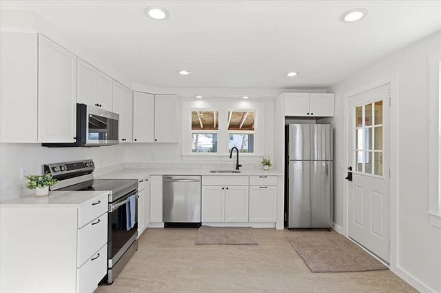 1960 North Avenue, Burlington, VT 05408