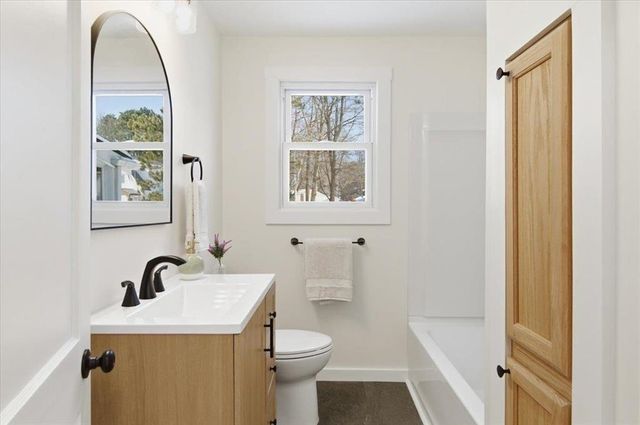 1960 North Avenue, Burlington, VT 05408