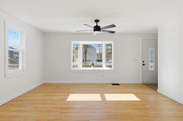 1960 North Avenue, Burlington, VT 05408